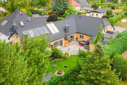 Haus Hoppegarten - 8 Zimmer, 341 m&sup2;, 1.200.000&euro; | Angebot:26395324