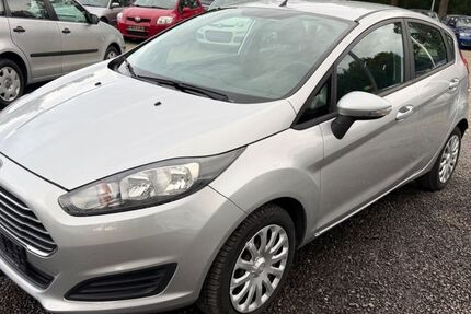 Ford Fiesta 60.700 km 4.950 &euro; Hönow 15366