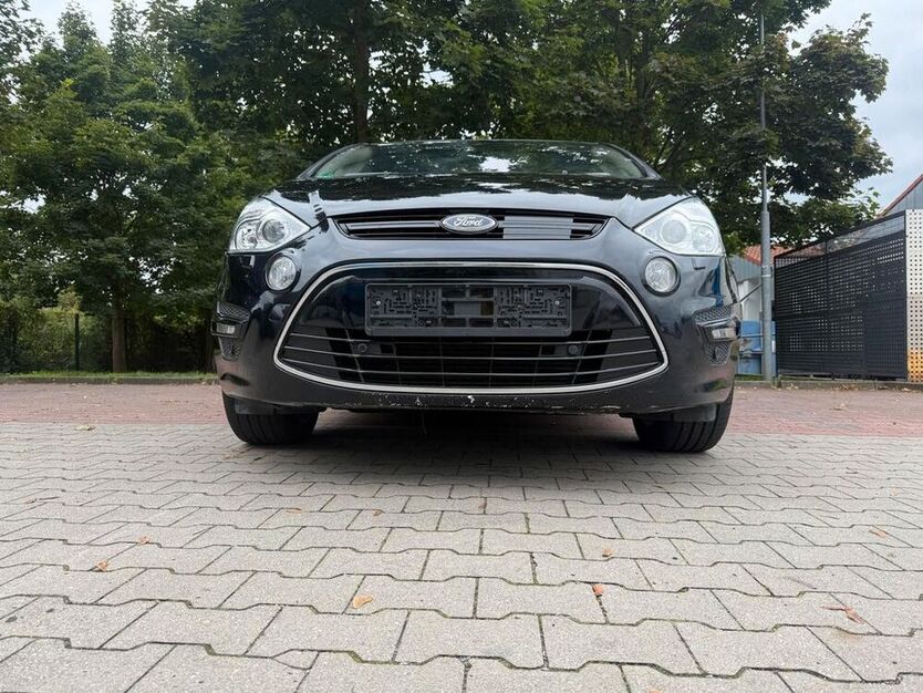 S-Max