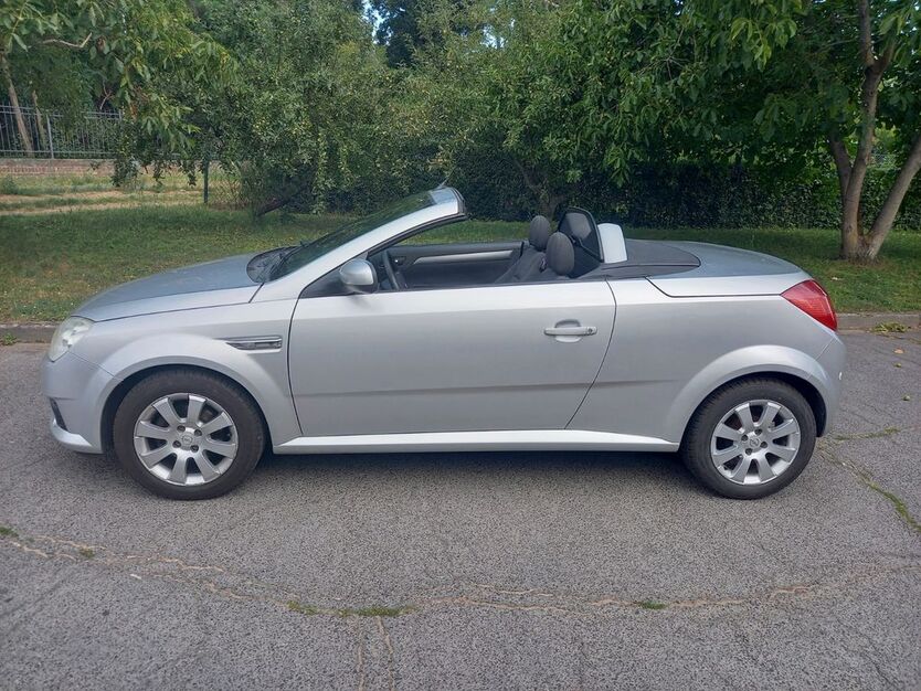 Opel Tigra 198.000 km 2.950 € Berlin 13407