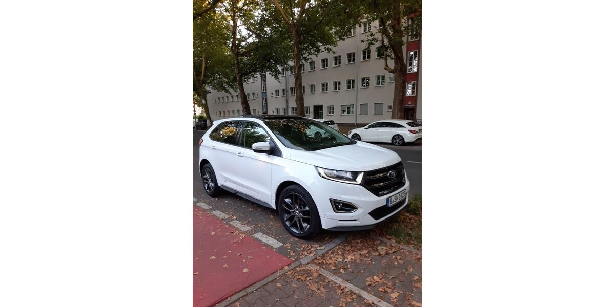 Ford Edge 215.000 km 13.500 &euro; Berlin 12249