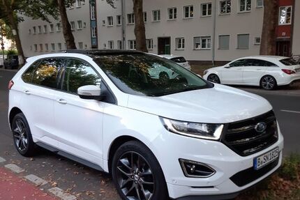 Ford Edge 217.000 km 13.500 &euro; Berlin 12249