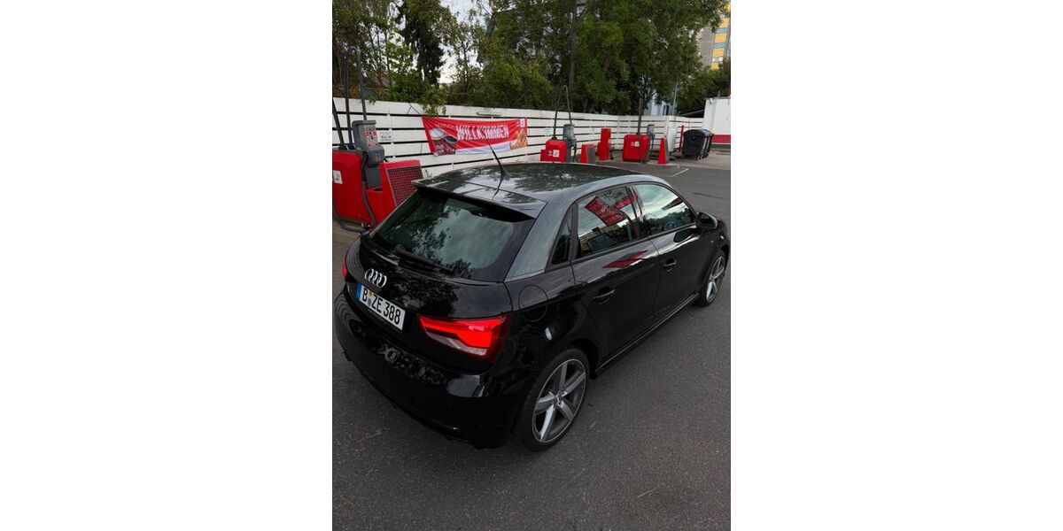 Audi A1 64.000 km 13.990 &euro; Berlin 12351