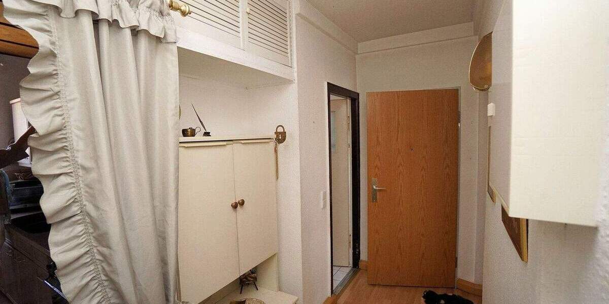 Etagenwohnung Potsdam Waldstadt I - 4 Zimmer, 70 m&sup2;, 220.000&euro; | Angebot:25837390