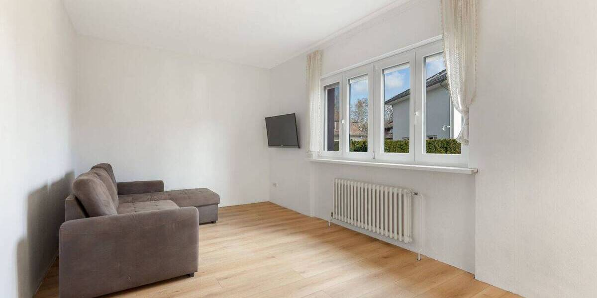 Etagenwohnung Berlin Borsigwalde - 2 Zimmer, 61 m&sup2;, 235.000&euro; | Angebot:26093182