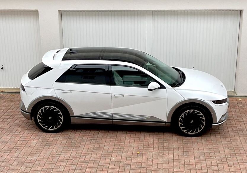 Hyundai IONIQ 5 30.000 km 31.250 € Berlin 14129