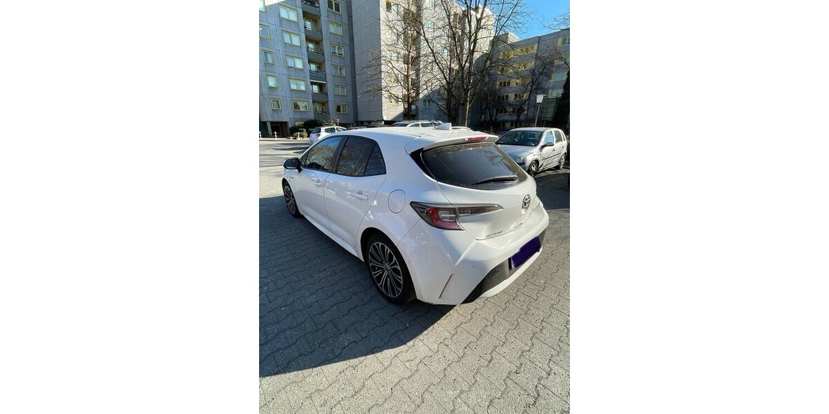 Toyota Corolla 38.500 km 20.500 &euro; Berlin 10178
