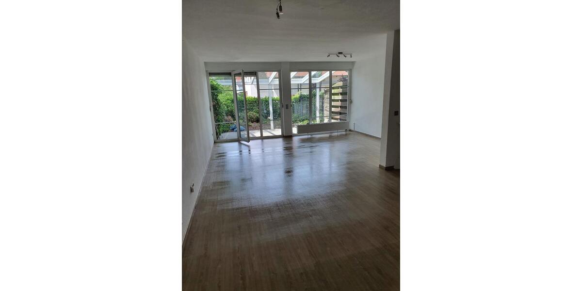 Reihenhaus Kleinmachnow - 4.5 Zimmer, 120 m&sup2;, 1.980&euro; | Angebot:22590554