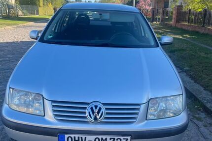 VW Bora 245.000 km 2.000 &euro; Oranienburg 16515