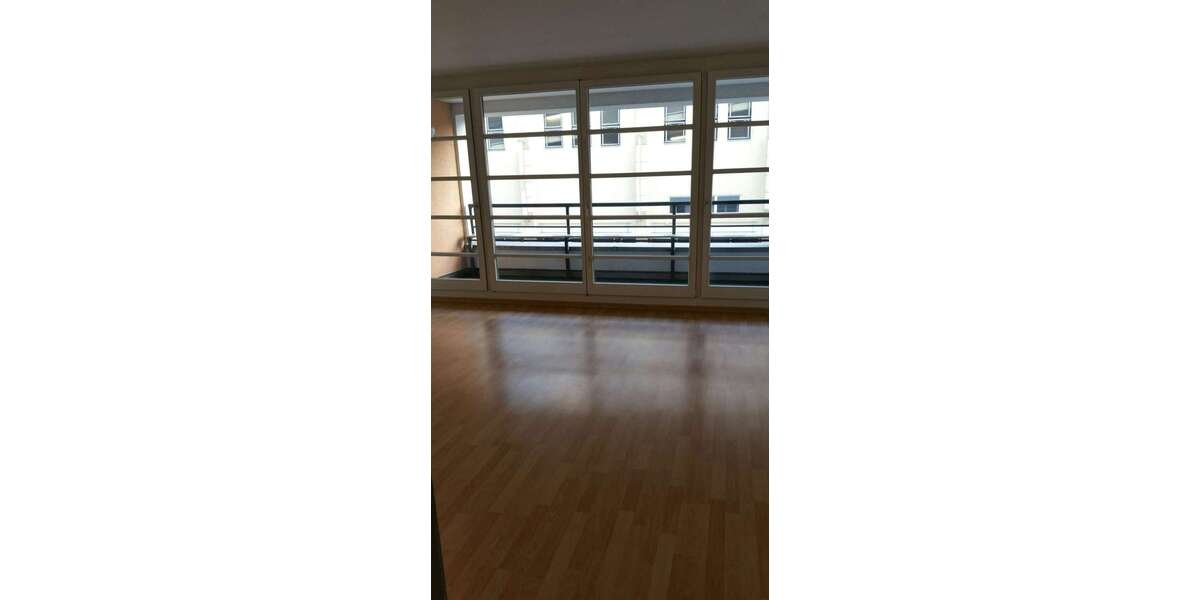 Etagenwohnung Berlin Hellersdorf - 2 Zimmer, 49 m&sup2;, 634&euro; | Angebot:27091984