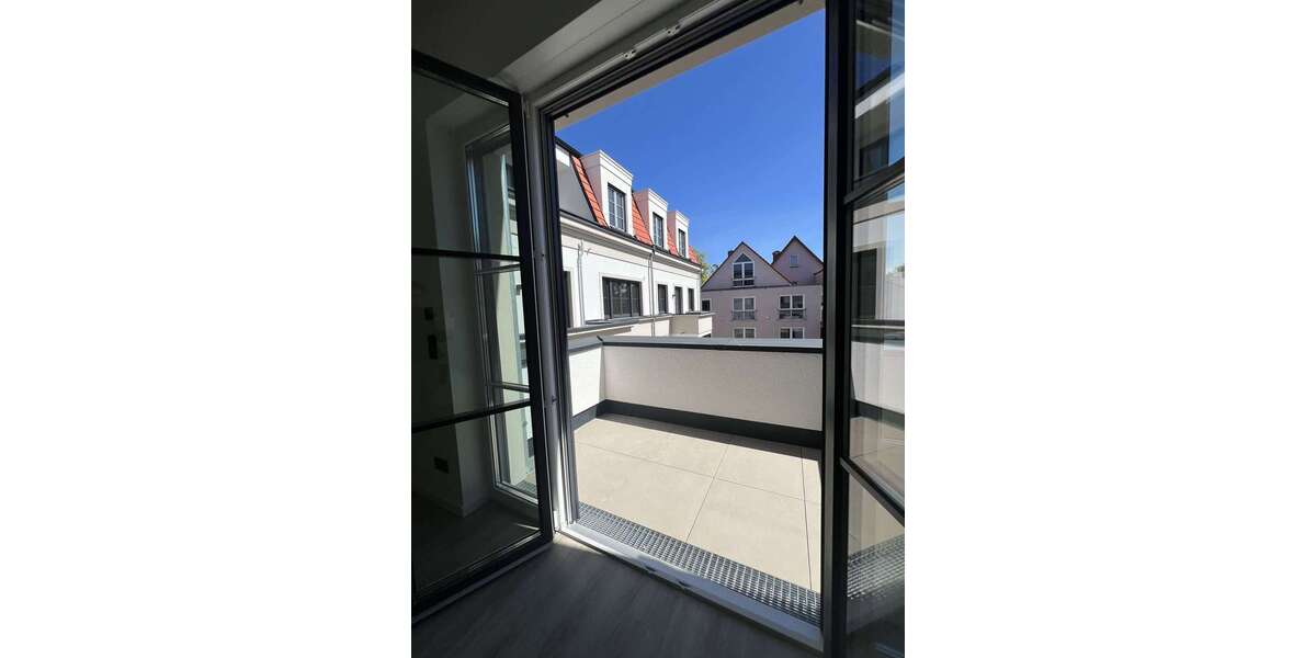 Etagenwohnung Stahnsdorf - 3 Zimmer, 82 m&sup2;, 1.650&euro; | Angebot:26550820