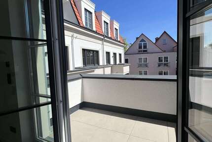 Wohnung Stahnsdorf - 3 Zimmer, 82 m&sup2;, 1.650&euro; | Angebot:26550820