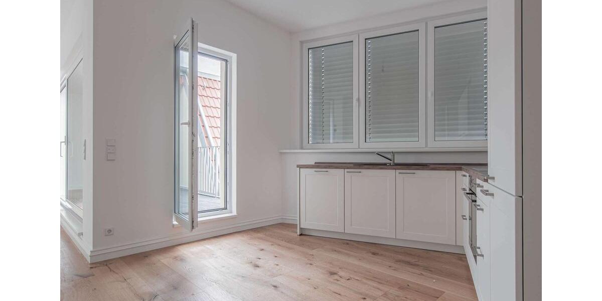 Dachgeschoßwohnung Berlin Pankow - 3 Zimmer, 103 m&sup2;, 2.976&euro; | Angebot:26441110