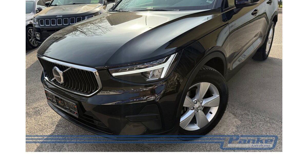 Volvo XC40 Essential 2WD 8G*LED*Virtuall*PDC*BT*Tempo* 15.156 km 25.990 &euro; Berlin 13187