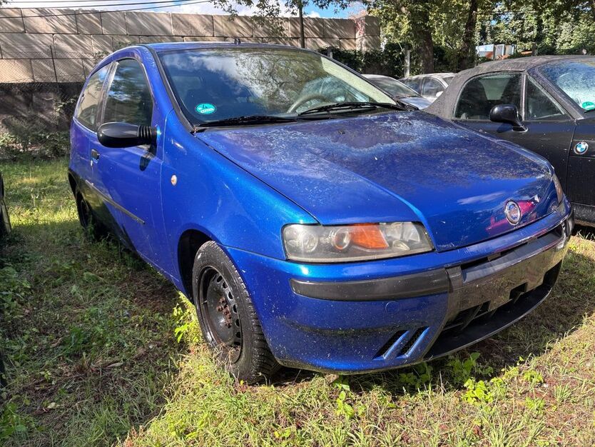 Fiat Punto 200.400 km 990 € Berlin 14167