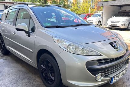 Peugeot 207 142.000 km 3.250 &euro; Berlin 13403