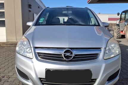 Opel Zafira 154.000 km 3.900 &euro; Berlin 13055
