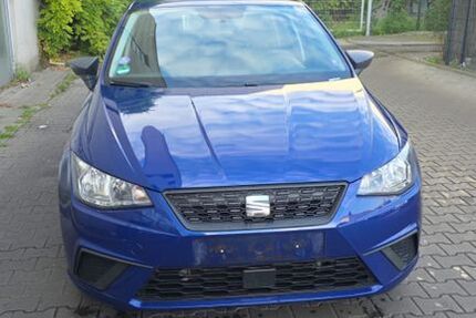 Seat Ibiza 140.000 km 8.700 € Berlin 12555