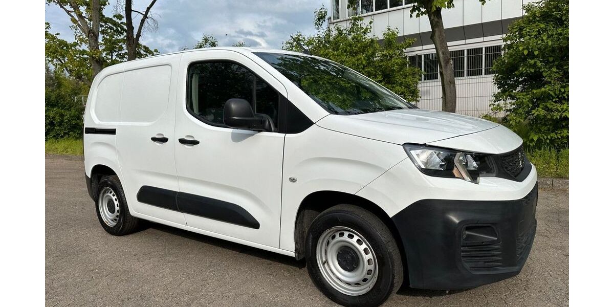 Peugeot Partner 161.000 km 9.401 &euro; Berlin 13597