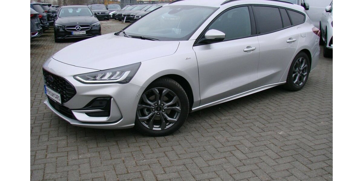 Ford Focus 1.5L TDCi ST-Line X ACC LED AHK HUD Bliss 12.043 km 24.980 &euro; Falkensee 14612