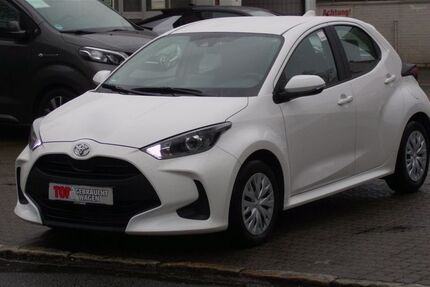 Toyota Yaris 9.337 km 16.990 &euro; Berlin 13403