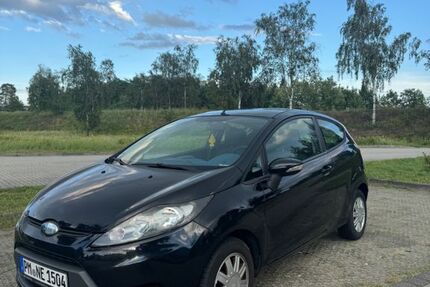 Ford Fiesta 196.000 km 2.500 &euro; Kleinmachnow 14532