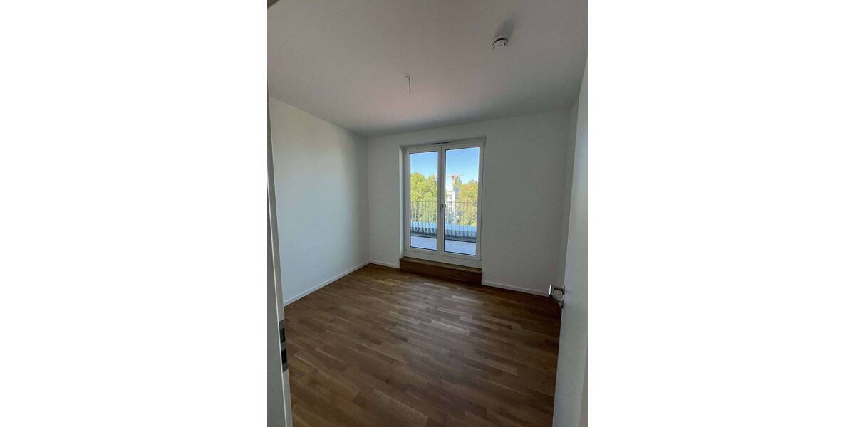 Etagenwohnung Berlin Spandau - 4 Zimmer, 102 m&sup2;, 2.276&euro; | Angebot:25778368