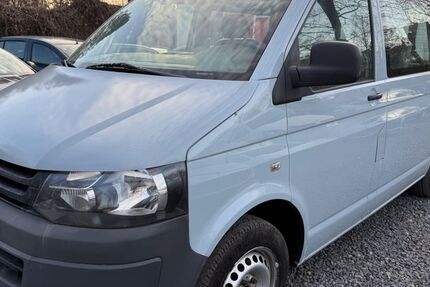 VW T5 Transporter 198.000 km 8.900 &euro; Berlin 12349