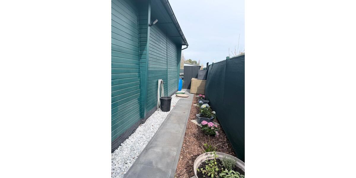 Einfamilienhaus Berlin Neukölln - 1 Zimmer, 60 m&sup2;, 300&euro; | Angebot:26162697