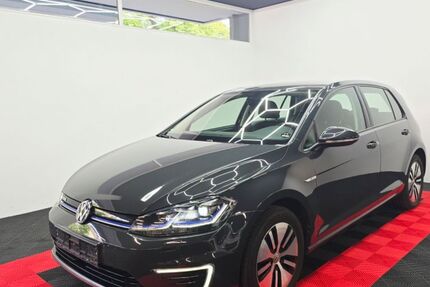 VW Golf 99.832 km 12.990 &euro; Berlin 10965