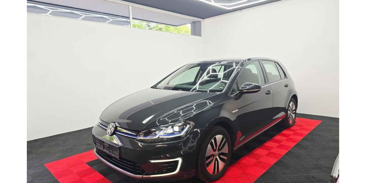 VW Golf 99.832 km 12.990 &euro; Berlin 10965