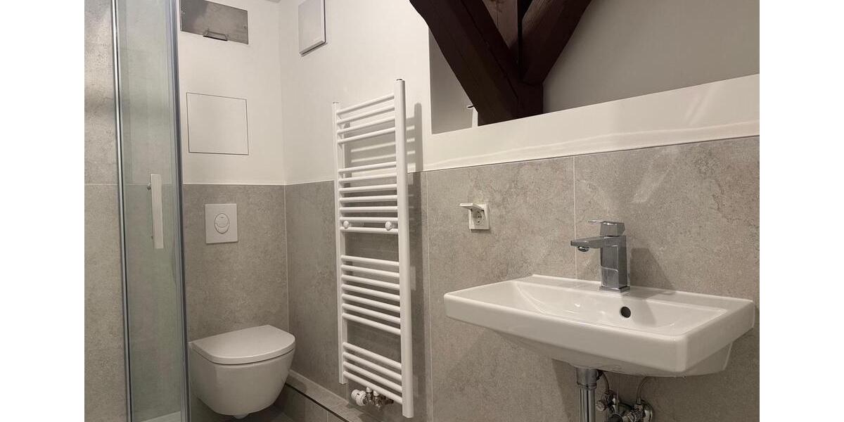 Exklusive und seltene Dachgeschossresidenz 3 zimmer