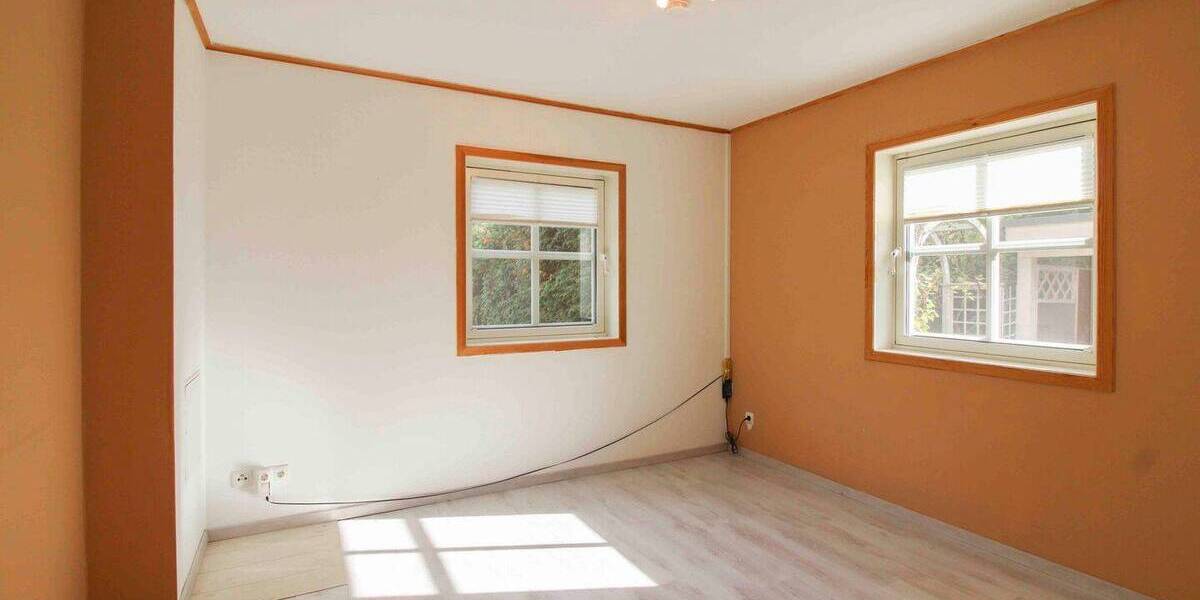 Einfamilienhaus Stahnsdorf Güterfelde - 5 Zimmer, 137 m&sup2;, 675.000&euro; | Angebot:26128311