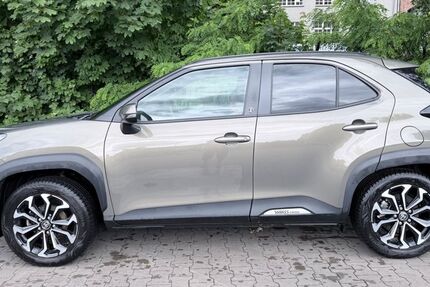 Toyota Yaris Cross 23.000 km 22.999 &euro; Berlin 13587