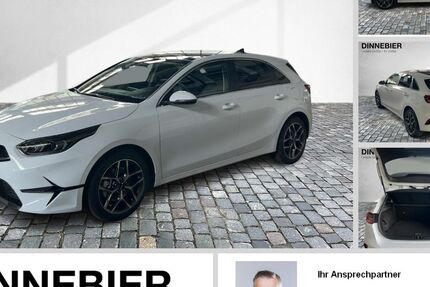Kia ceed / Ceed 7.636 km 25.270 &euro; Potsdam 14482