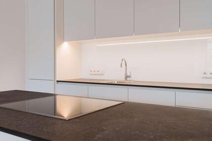 Wohnung Berlin Tempelhof-Schöneberg - 2 Zimmer, 79 m&sup2;, 2.100&euro; | Angebot:26255362