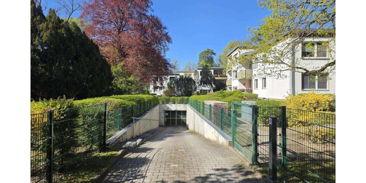 Garagen / Stellplätze Berlin Steglitz-Zehlendorf - 85&euro; | Angebot:26448875