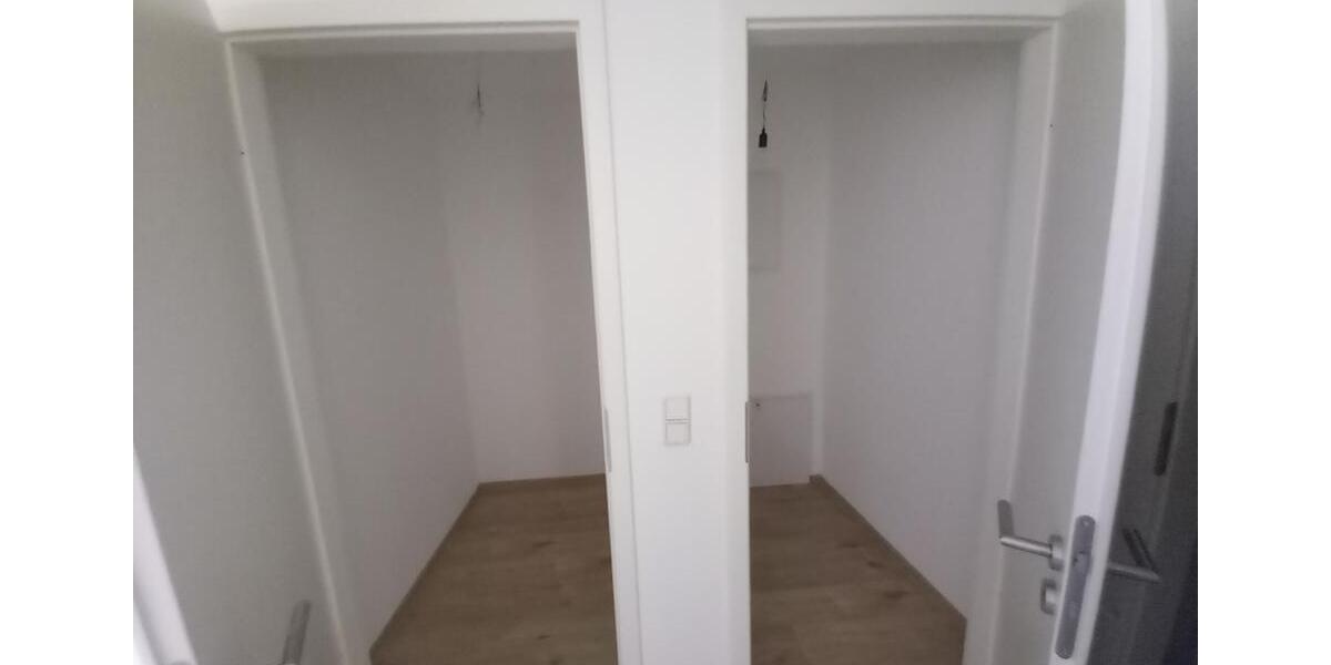 Einfamilienhaus Oranienburg - 4 Zimmer, 100 m&sup2;, 1.699&euro; | Angebot:24508601