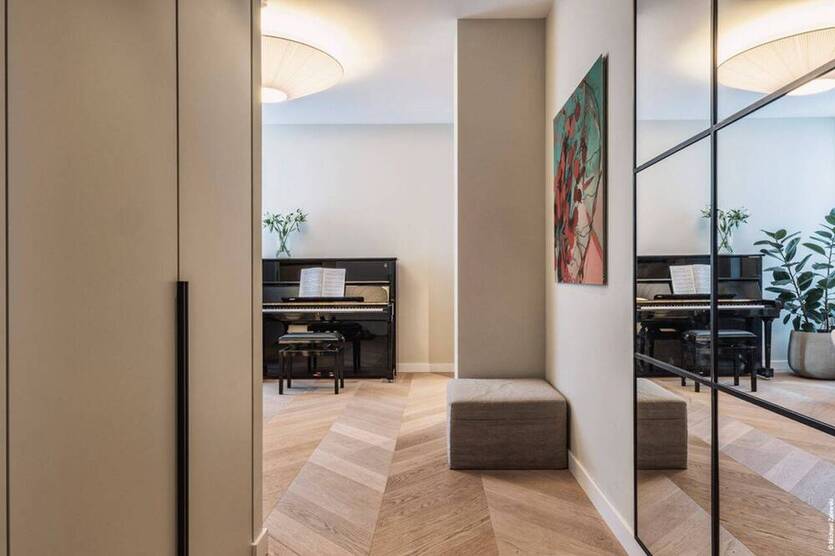Luxury. Location. Lifestyle. - Designikone an der Spree