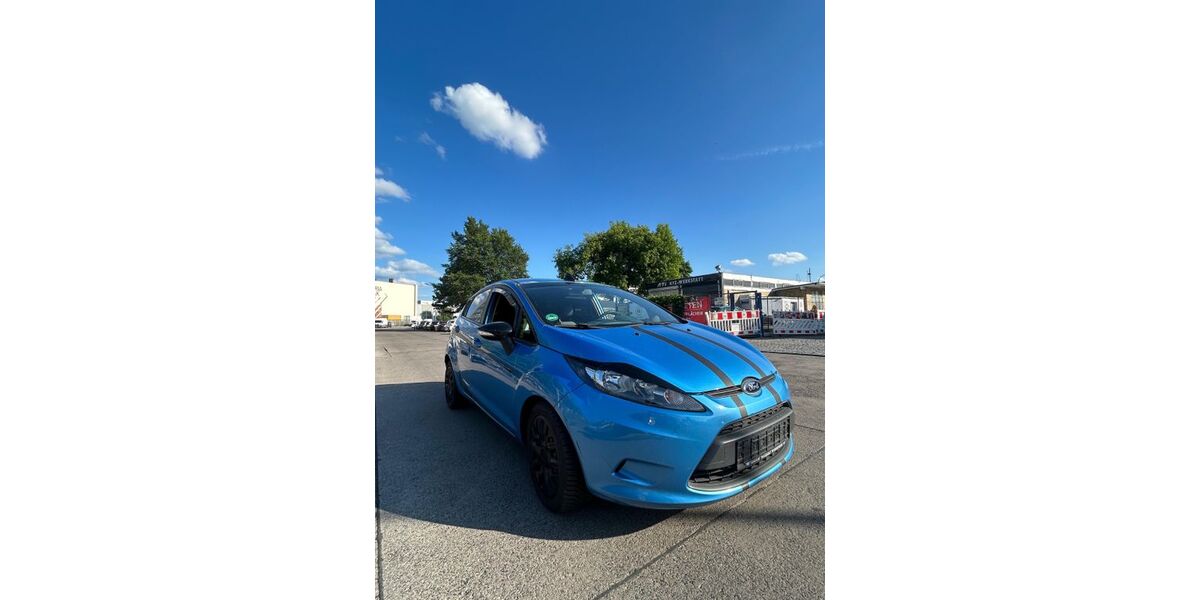 Ford Fiesta 183.000 km 3.150 &euro; Berlin 12349