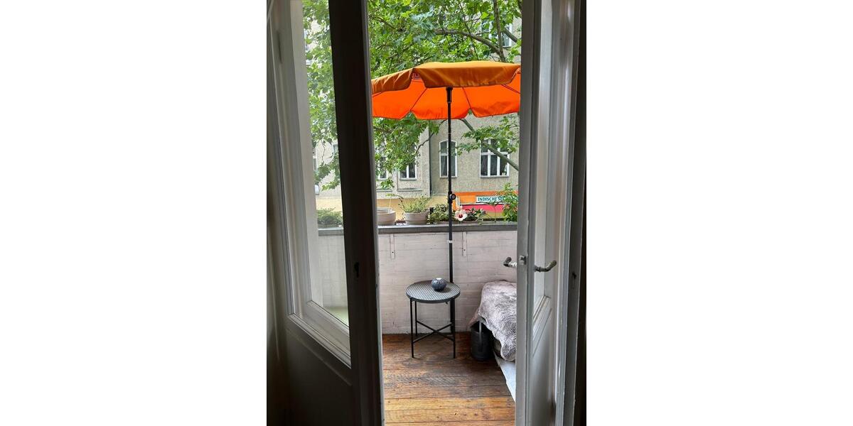 Etagenwohnung Berlin Neukölln - 3 Zimmer, 100 m&sup2;, 1.950&euro; | Angebot:24731017