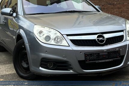Opel Vectra Edition Plus Aut.*NAV*SHZ*PDC*Klimaautom. 249.131 km 1.990 € Berlin 13187