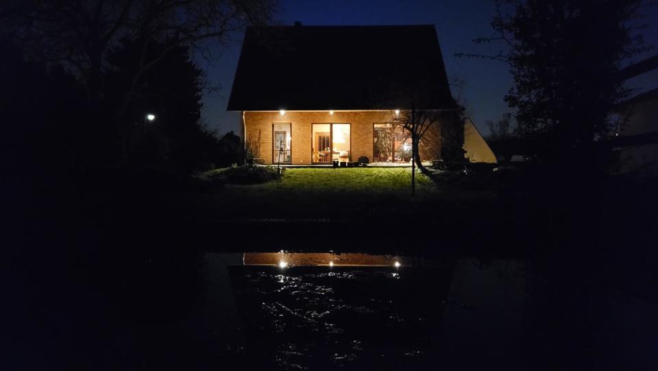 5-Raum KREATIVHAUS EBK Sauna großer Keller Lager & schöner Garten