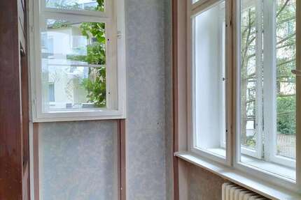 Haus Berlin Charlottenburg-Wilmersdorf - 12 Zimmer, 350 m&sup2;, 5.700&euro; | Angebot:27653422