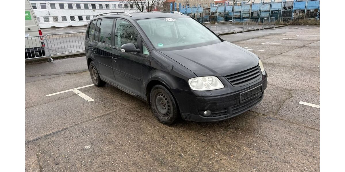VW Touran 347.977 km 749 &euro; Berlin 10365