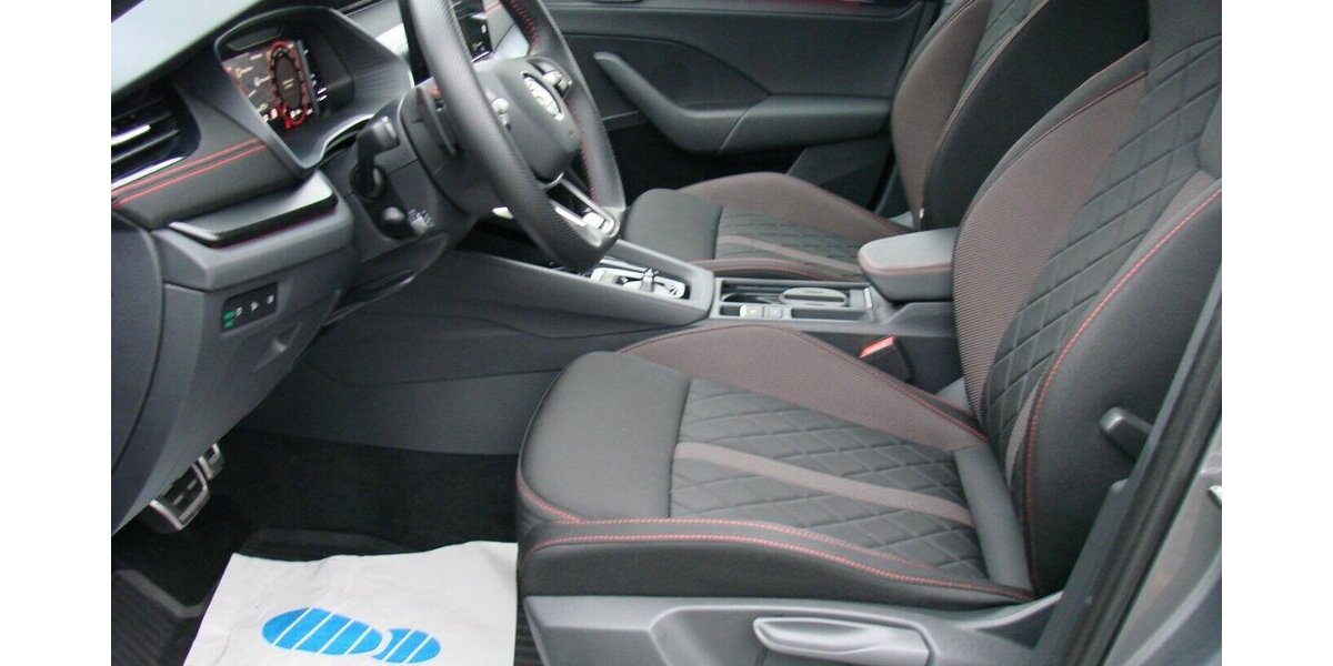 Skoda Octavia RS 2.0TSi AHK ACC LED Kamera 4.466 km 38.980 &euro; Falkensee 14612