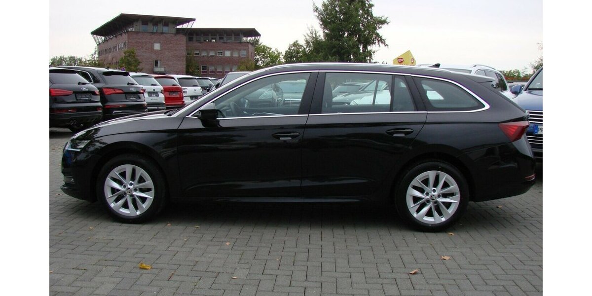 Skoda Octavia 2.0TDI First Edition, LED, ACC, Memory 48.521 km 22.480 &euro; Falkensee 14612