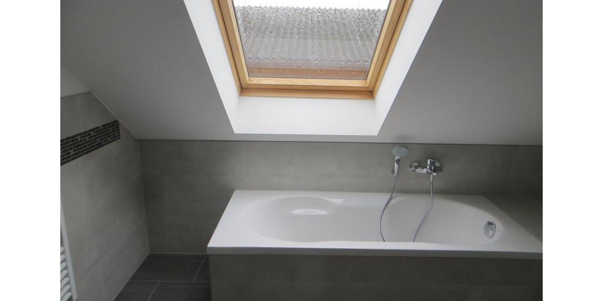 Dachgeschoßwohnung Bernau bei Berlin - 2 Zimmer, 65 m&sup2;, 720&euro; | Angebot:25640265