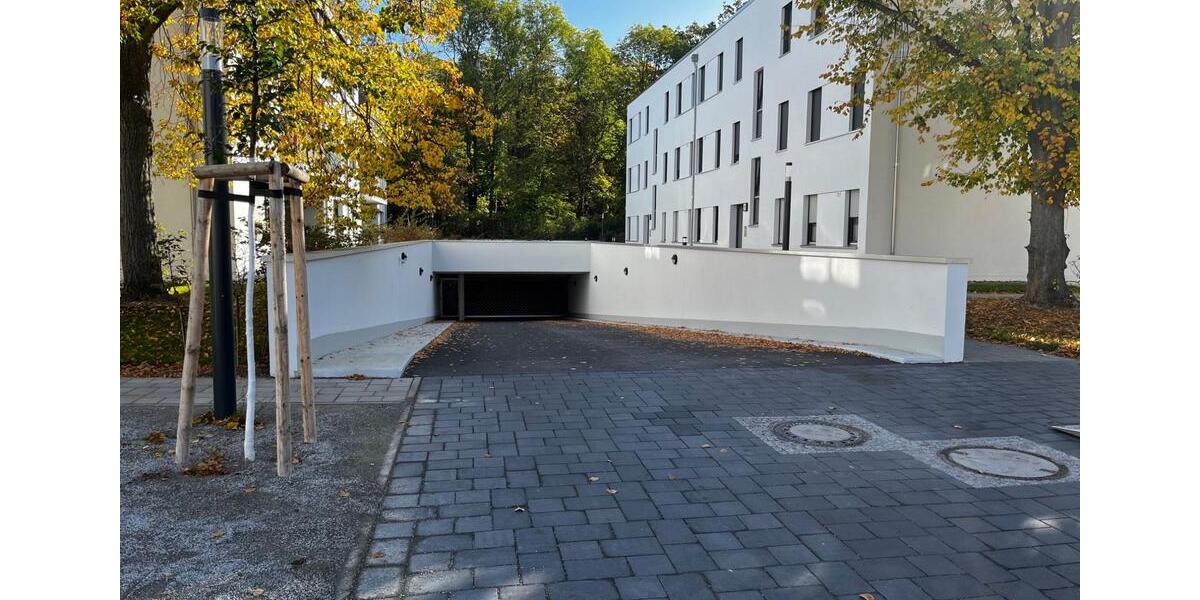 Garagen / Stellplätze Berlin Marzahn-Hellersdorf - 95&euro; | Angebot:26463167