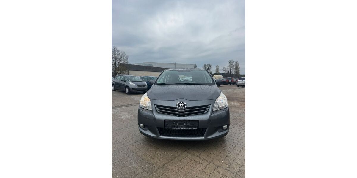 Toyota Verso 155.037 km 6.900 &euro; Velten 16727